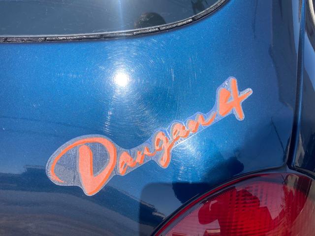 ミニカ ダンガン４　４気筒ツインカム２０バルブインタークーラーターボ　４ＷＤ　５速マニュアル　大森ブースト計　四輪ディスクブレーキ　社外品リモコンドアロック付（8枚目）