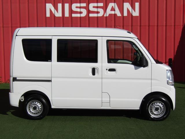 ＮＶ１００クリッパーバン ＤＸ　エマージェンシーブレーキパッケージ　４ＷＤ・Ｗエアバック・エマージェンシーブレーキ・横滑り防止・キーレス・５ＡＧＳ・ドラレコ・ＥＴＣ・プライバシーガラス・マット（20枚目）