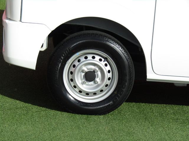 ＮＶ１００クリッパーバン ＤＸ　エマージェンシーブレーキパッケージ　４ＷＤ・Ｗエアバック・エマージェンシーブレーキ・横滑り防止・キーレス・５ＡＧＳ・ドラレコ・ＥＴＣ・プライバシーガラス・マット（31枚目）