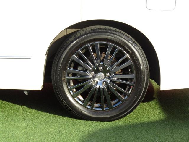 エルグランド ２５０ハイウェイスターＳジェットブラックアバンクロム　メーカーナビ・フルセグ・レザーシート・両側パワスラ・リアモニター・ＬＥＤライト・アラウンドビュー・エマブレ・パワーバックドア・前後ドラレコ・シートヒーター・パワーシート・ＥＴＣ・純正１８インチアルミ（46枚目）