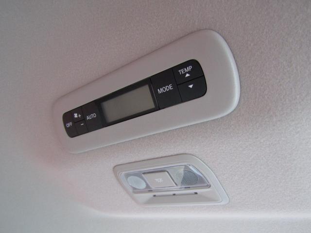 セレナ ｅ－パワー　ＸＶ　リフター・車いす固定装着電動式・５人乗り＋１名・プロパイロット・メーカーナビ・フルセグ・両側パワスラ・アラビュー・ＬＥＤ・手すりパック・シートヒーター・スマートルームミラー・ワイヤレス充電・エマブレ（22枚目）