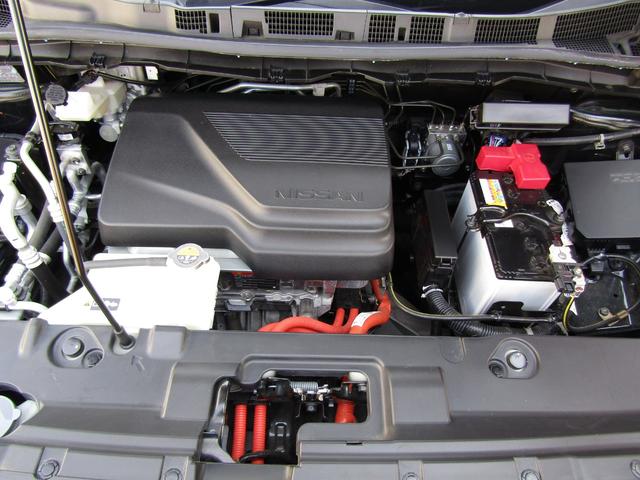 リーフ Ｘ　Ｖセレクション　プロパイロット・メーカーナビ・フルセグ・アラウンドビュー・ＬＥＤライト・ステアリング＆シートヒーター・社外前後ドラレコ・ＥＴＣ・スマートルームミラー・側後方支援・ｅ－ｐｅｄａｌ・ＵＳＢ・純正１７インチ（34枚目）