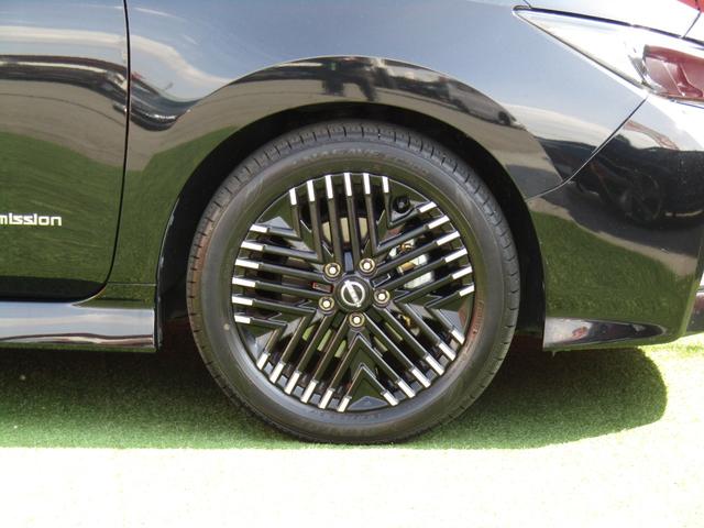 リーフ Ｘ　Ｖセレクション　プロパイロット・メーカーナビ・フルセグ・アラウンドビュー・ＬＥＤライト・ステアリング＆シートヒーター・社外前後ドラレコ・ＥＴＣ・スマートルームミラー・側後方支援・ｅ－ｐｅｄａｌ・ＵＳＢ・純正１７インチ（39枚目）