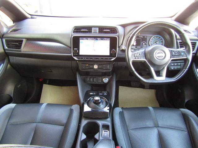 リーフ e+ G プロパイロット・メーカーナビ・フルセグ・アラウンドビュー・レザーシート・BOSE・シートヒーター・LEDライト・前後ドラレコ・エマブレ・スマートルームミラー・セキュリティセーフティPKG・ETC(5枚目)