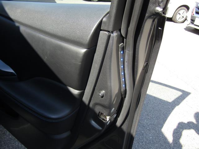 リーフ e+ G プロパイロット・メーカーナビ・フルセグ・アラウンドビュー・レザーシート・BOSE・シートヒーター・LEDライト・前後ドラレコ・エマブレ・スマートルームミラー・セキュリティセーフティPKG・ETC(26枚目)