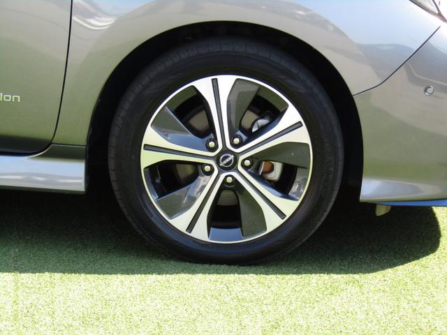 リーフ e+ G プロパイロット・メーカーナビ・フルセグ・アラウンドビュー・レザーシート・BOSE・シートヒーター・LEDライト・前後ドラレコ・エマブレ・スマートルームミラー・セキュリティセーフティPKG・ETC(44枚目)