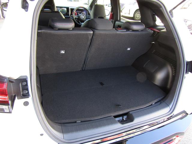 オーラ ニスモ　プロパイロット・メーカーナビ・フルセグ・アラウンドビュー・ＬＥＤライト・スマートルームミラー・シートヒーター・ワイヤレス充電・ＳＯＳコール・ＥＴＣ・社外ＢＢＳアルミ・前後ドラレコ・エマブレ（10枚目）