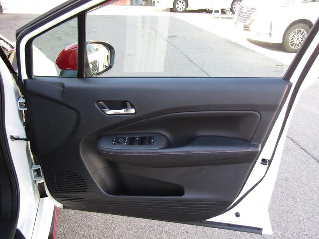 オーラ ニスモ　プロパイロット・メーカーナビ・フルセグ・アラウンドビュー・ＬＥＤライト・スマートルームミラー・シートヒーター・ワイヤレス充電・ＳＯＳコール・ＥＴＣ・社外ＢＢＳアルミ・前後ドラレコ・エマブレ（34枚目）