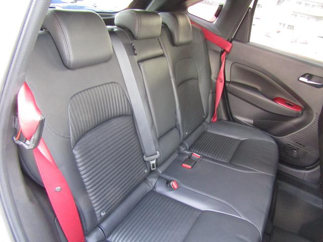 オーラ ニスモ　プロパイロット・メーカーナビ・フルセグ・アラウンドビュー・ＬＥＤライト・ＯＰレカロシート・リアシートＧレザー用・レイズ１７インチアルミ・スマートルームミラー・前後ドラレコ・社外スピーカー・アンプ（7枚目）