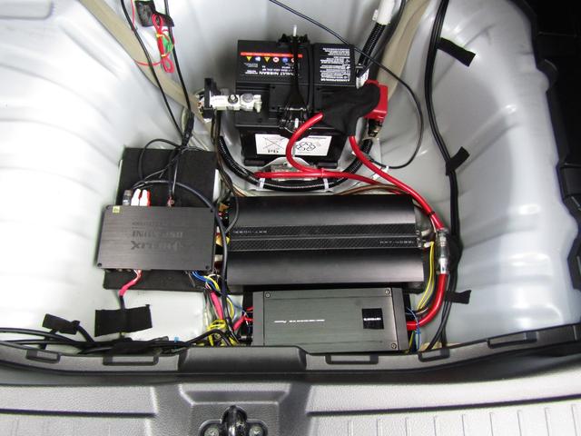 オーラ ニスモ　プロパイロット・メーカーナビ・フルセグ・アラウンドビュー・ＬＥＤライト・ＯＰレカロシート・リアシートＧレザー用・レイズ１７インチアルミ・スマートルームミラー・前後ドラレコ・社外スピーカー・アンプ（27枚目）