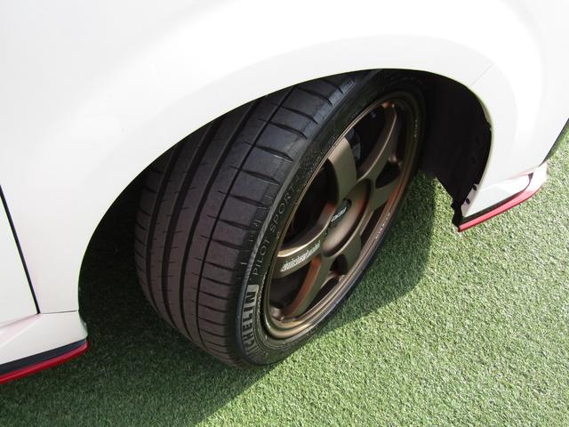 オーラ ニスモ　プロパイロット・メーカーナビ・フルセグ・アラウンドビュー・ＬＥＤライト・ＯＰレカロシート・リアシートＧレザー用・レイズ１７インチアルミ・スマートルームミラー・前後ドラレコ・社外スピーカー・アンプ（43枚目）