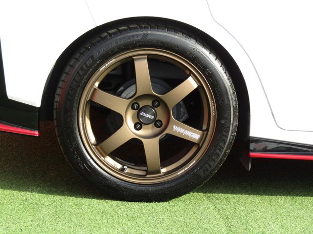 オーラ ニスモ　プロパイロット・メーカーナビ・フルセグ・アラウンドビュー・ＬＥＤライト・ＯＰレカロシート・リアシートＧレザー用・レイズ１７インチアルミ・スマートルームミラー・前後ドラレコ・社外スピーカー・アンプ（46枚目）