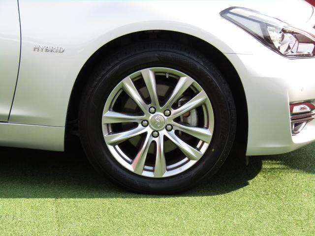 ご検討中のお車に装備されていない部品（ナビゲーションやドライブレコーダー等）や外装コーティング等のご相談もお気軽に弊社スタッフにお尋ねください。