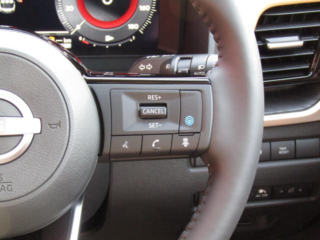 エクストレイル Ｇ　ｅ－４ＯＲＣＥ　プロパイロット・メーカーナビ・フルセグ・ナッパレザー・サンルーフ・ＢＯＳＥ・ステアリング＆シートヒーター・アラウンドビュー・ＨＵＤ・スマートルームミラー・パワーバックドア・ルーフレール・４ＷＤ（11枚目）