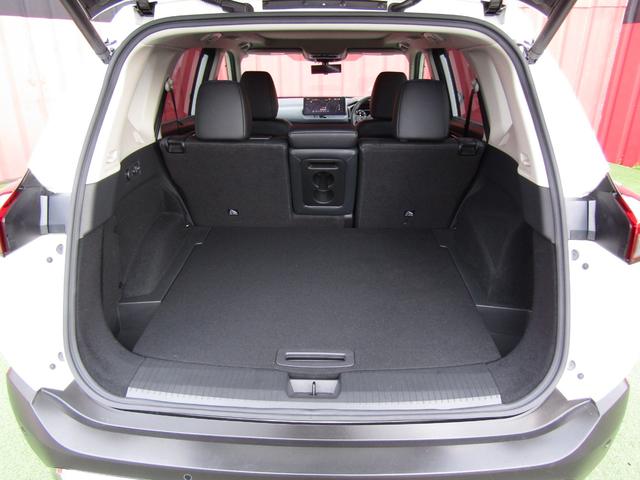 エクストレイル オーテック e-4ORCE アドバンスドパッケージ プロパイロット・純正メモリーナビ・フルセグ・レザーシート・サンルーフ・アラウンドビュー・BOSE・ステアリング&シートヒーター・Pパーキング・LEDライト・パワーバックドア・ETC・純正20インチAW(9枚目)