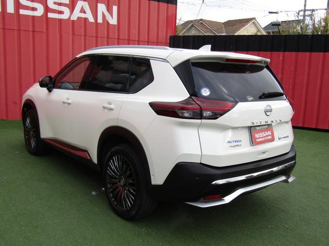 エクストレイル オーテック e-4ORCE アドバンスドパッケージ プロパイロット・純正メモリーナビ・フルセグ・レザーシート・サンルーフ・アラウンドビュー・BOSE・ステアリング&シートヒーター・Pパーキング・LEDライト・パワーバックドア・ETC・純正20インチAW(33枚目)