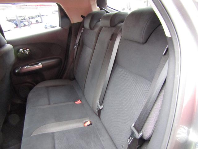 ジューク 16GT 純正メモリーナビ・フルセグ・バックカメラ・アラウンドビュー・キセノン・ETC・インテリキー・プライバシーガラス・オートライト・前後ソナー・純正17インチアルミ・フォグ(8枚目)