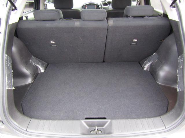 ジューク 16GT 純正メモリーナビ・フルセグ・バックカメラ・アラウンドビュー・キセノン・ETC・インテリキー・プライバシーガラス・オートライト・前後ソナー・純正17インチアルミ・フォグ(9枚目)