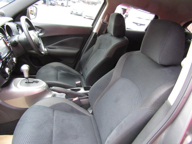 ジューク 16GT 純正メモリーナビ・フルセグ・バックカメラ・アラウンドビュー・キセノン・ETC・インテリキー・プライバシーガラス・オートライト・前後ソナー・純正17インチアルミ・フォグ(19枚目)