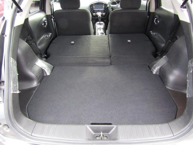 ジューク 16GT 純正メモリーナビ・フルセグ・バックカメラ・アラウンドビュー・キセノン・ETC・インテリキー・プライバシーガラス・オートライト・前後ソナー・純正17インチアルミ・フォグ(21枚目)