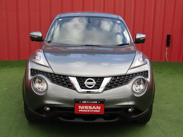 ジューク 16GT 純正メモリーナビ・フルセグ・バックカメラ・アラウンドビュー・キセノン・ETC・インテリキー・プライバシーガラス・オートライト・前後ソナー・純正17インチアルミ・フォグ(22枚目)