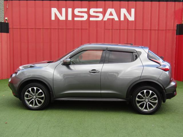 ジューク 16GT 純正メモリーナビ・フルセグ・バックカメラ・アラウンドビュー・キセノン・ETC・インテリキー・プライバシーガラス・オートライト・前後ソナー・純正17インチアルミ・フォグ(23枚目)