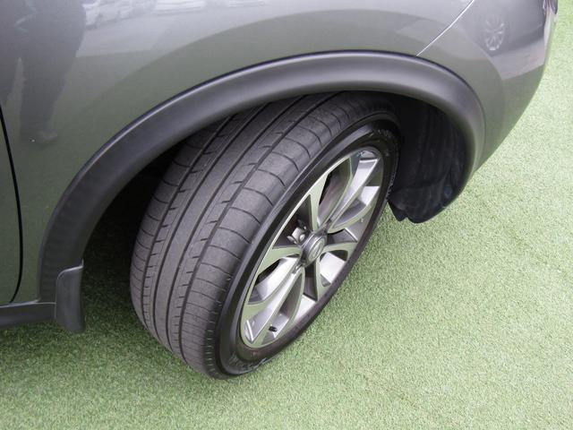 ジューク 16GT 純正メモリーナビ・フルセグ・バックカメラ・アラウンドビュー・キセノン・ETC・インテリキー・プライバシーガラス・オートライト・前後ソナー・純正17インチアルミ・フォグ(31枚目)