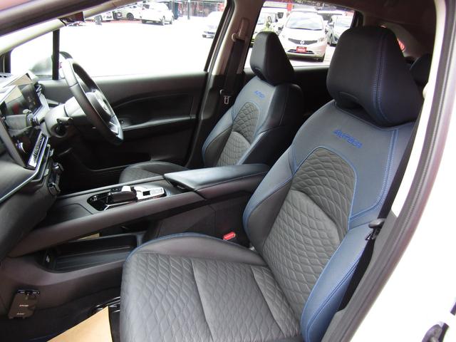 ノート オーテック　ＦＯＵＲ　４ＷＤ・プロパイロット・メーカーナビ・フルセグ・レザーシート・アラウンドビュー・ＬＥＤライト・ステアリング＆シートヒーター・スマートルームミラー・ワイヤレス充電・ＴＶキット・ＥＴＣ・エマブレ・（22枚目）