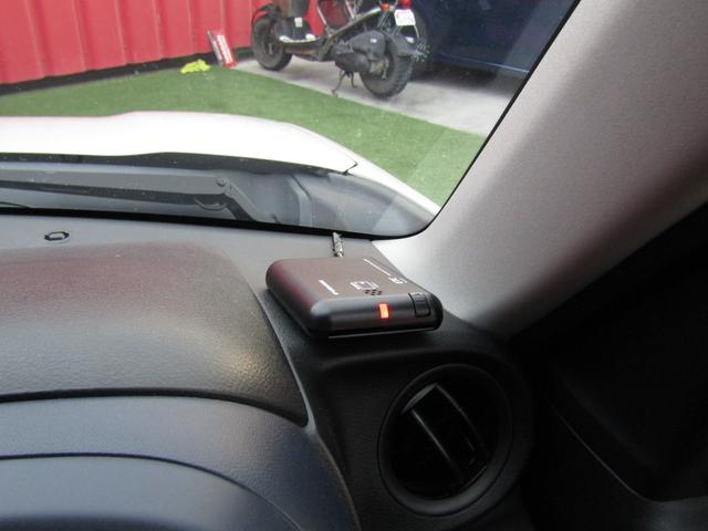 アルト L 社外メモリーナビ・バックカメラ・ETC・軽減ブレーキ・車線逸脱センサー・アイドリングストップ・前後ソナー・シートヒーター・キーレス・オートライト(16枚目)