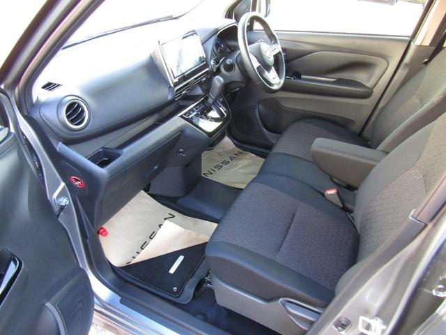 デイズ ハイウェイスター　Ｘ　プロパイロットエディション　プロパイロット・純正メモリーナビ・フルセグ・アラウンドビュー・ＬＥＤライト・エマージェンシーブレーキ・ドラレコ・ＥＴＣ・ＳＯＳコール・アイドリングストップ・純正１４インチアルミ・プライバシーガラス（6枚目）