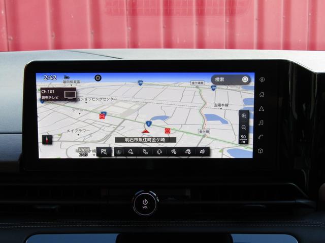 �y�����i�r�z�l�C�̏����i�r�𑕔����Ă���܂��B�i�r�̎g���₷���͂������A�I�[�f�B�I�@�\���[���I�L�����v�◷�s�͂������A�ʋ΂┃�����ȂǕ��i�̃h���C�u���y�����Ȃ�͂���