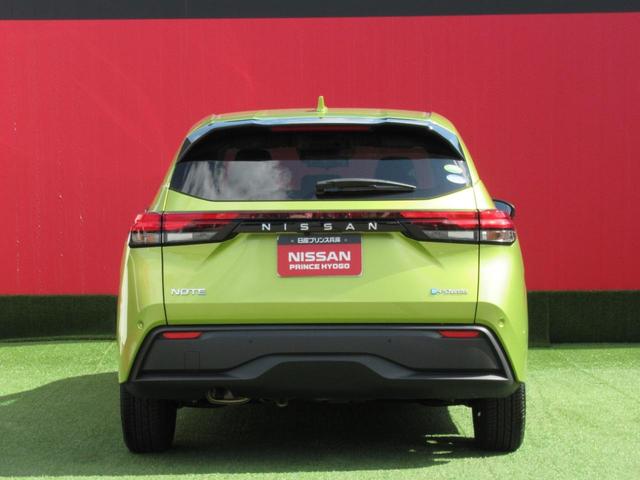 ノート Ｘ　メーカーナビ　プロパイロット　エマージェンシーブレーキ　車線逸脱警報　スマートルームミラー　ＳＯＳコール　ワイヤレス充電　ＬＥＤヘッドライト　フォグ　レザーシート　純正１６インチアルミ（36枚目）