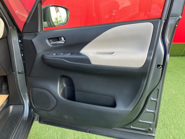 セレナ e-パワー ハイウェイスターV メモリーナビ・アラウンドビューモニター・地デジ・エマージェンシーブレーキ・オートライト・車線逸脱警報・前後ソナー・ドラレコ・16インチアルミ・プロパイロット・スマートルームミラー・両側オートドア(10枚目)