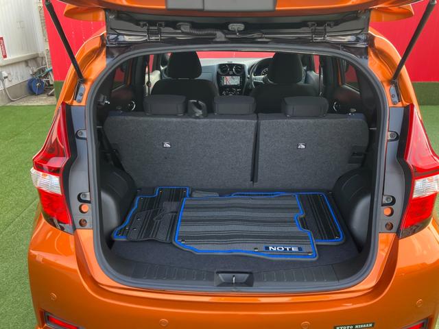ノート e-パワー X FOUR ブラックアロー メモリーナビ・アラウンドビューモニター・地デジエマージェンシーブレーキ・踏み間違え・車線逸脱警報・前後ソナー・オートライト・クルーズコントロール・インテリジェントルームミラー・4WD・ドラレコ前後(8枚目)