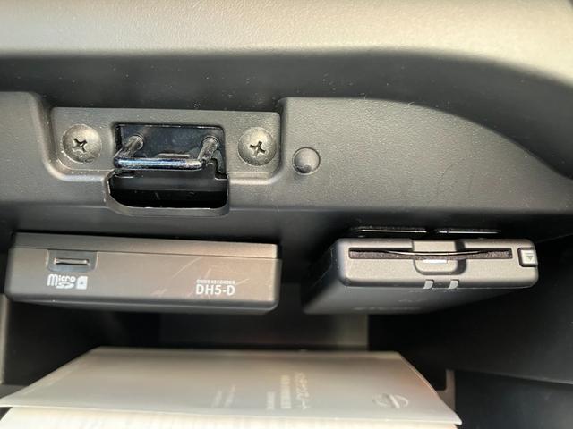 ノート e-パワー X FOUR ブラックアロー メモリーナビ・アラウンドビューモニター・地デジエマージェンシーブレーキ・踏み間違え・車線逸脱警報・前後ソナー・オートライト・クルーズコントロール・インテリジェントルームミラー・4WD・ドラレコ前後(22枚目)