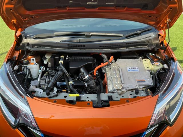 ノート e-パワー X FOUR ブラックアロー メモリーナビ・アラウンドビューモニター・地デジエマージェンシーブレーキ・踏み間違え・車線逸脱警報・前後ソナー・オートライト・クルーズコントロール・インテリジェントルームミラー・4WD・ドラレコ前後(33枚目)