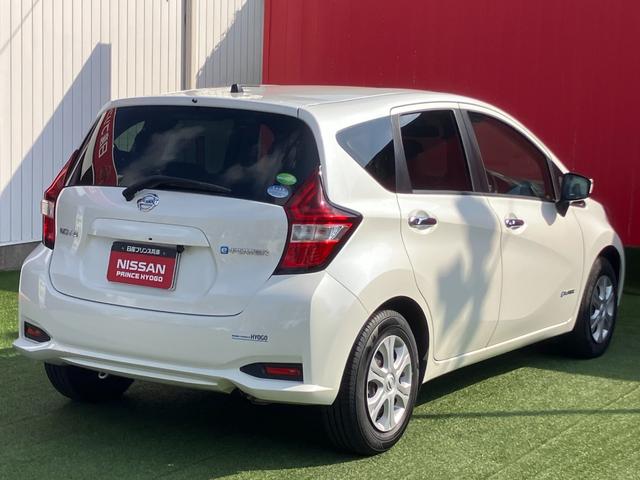 ノート e-パワー X メモリーナビ・地デジ・バックモニター・踏み間違え・車線逸脱警報・オートライト・エマージェンシーブレーキ・電動格納ミラー・LEDヘッドライト(3枚目)