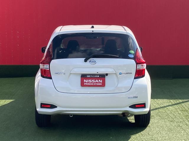 ノート e-パワー X メモリーナビ・地デジ・バックモニター・踏み間違え・車線逸脱警報・オートライト・エマージェンシーブレーキ・電動格納ミラー・LEDヘッドライト(7枚目)