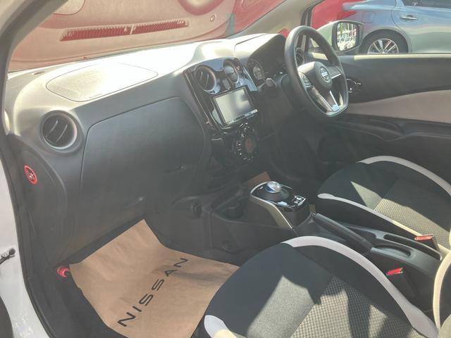 ノート e-パワー X メモリーナビ・地デジ・バックモニター・踏み間違え・車線逸脱警報・オートライト・エマージェンシーブレーキ・電動格納ミラー・LEDヘッドライト(14枚目)