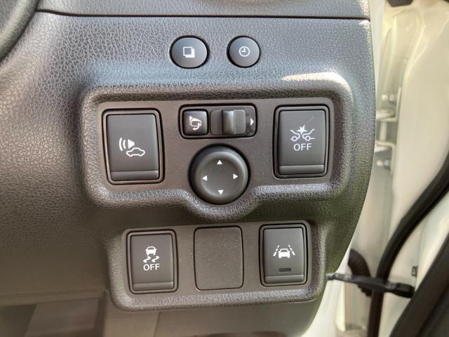 ノート e-パワー X メモリーナビ・地デジ・バックモニター・踏み間違え・車線逸脱警報・オートライト・エマージェンシーブレーキ・電動格納ミラー・LEDヘッドライト(24枚目)