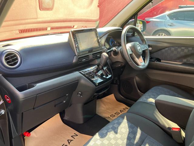 デイズ ハイウェイスター　Ｘ　メモリーナビ・アラウンドビューモニター・地デジ・エマージェンシーブレーキ・踏み間違え・車線逸脱警報・ドラレコ・前後ソナー・オートライト・ＥＴＣ・１４インチアルミ（14枚目）