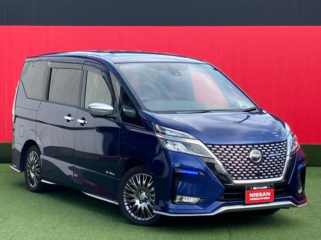 セレナ e-パワー オーテック スポーツスペック メモリーナビ・アラウンドビューモニター・地デジ・エマージェンシーブレーキ・プロパイロット・前後ソナー・リアモニター・踏み間違え・車線逸脱警報・オートライト・17インチアルミ(2枚目)