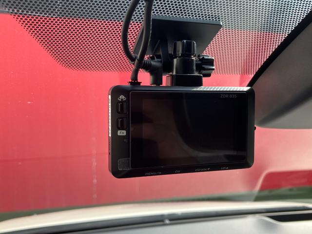 ����K�{�̃h���C�u���R�[�_�[�t���Ă܂��I