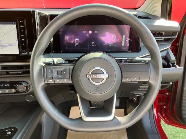 ノート Ｘ　メモリーナビ・アラウンドビューモニター・地デジ・エマージェンシーブレーキ・踏み間違え・車線逸脱警報・前後ソナー・オートライト・ＥＴＣ・インテリジェントルームミラー（10枚目）