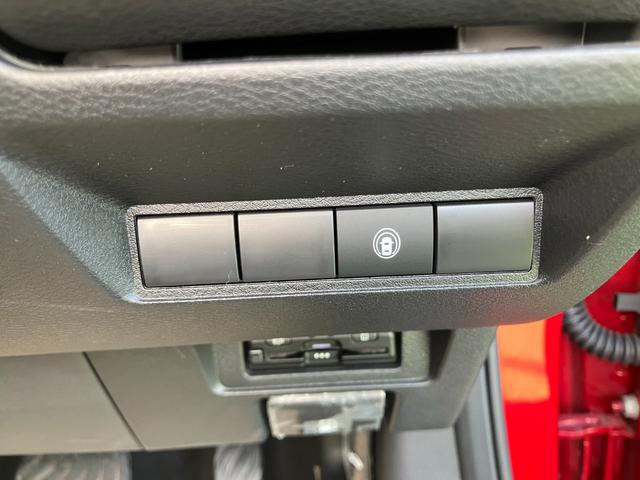 ノート Ｘ　メモリーナビ・アラウンドビューモニター・地デジ・エマージェンシーブレーキ・踏み間違え・車線逸脱警報・前後ソナー・オートライト・ＥＴＣ・インテリジェントルームミラー（21枚目）