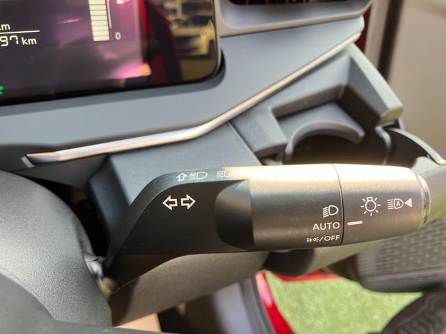 ノート Ｘ　メモリーナビ・アラウンドビューモニター・地デジ・エマージェンシーブレーキ・踏み間違え・車線逸脱警報・前後ソナー・オートライト・ＥＴＣ・インテリジェントルームミラー（26枚目）