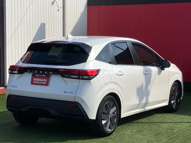 ノート Ｘ　メモリーナビ・アラウンドビューモニター・地デジ・エマージェンシーブレーキ・踏み間違え・車線逸脱警報・前後ソナー・プロパイロット・オートライト・ＥＴＣ・スマートルームミラー（3枚目）