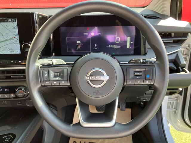 ノート Ｘ　メモリーナビ・アラウンドビューモニター・地デジ・エマージェンシーブレーキ・踏み間違え・車線逸脱警報・前後ソナー・プロパイロット・オートライト・ＥＴＣ・スマートルームミラー（10枚目）