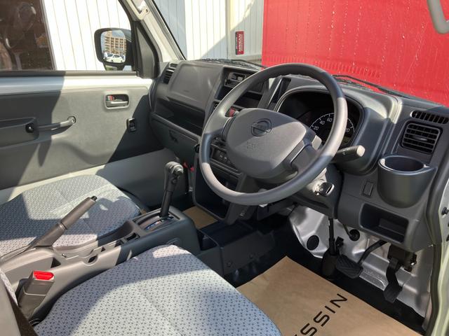 クリッパートラック DX エアコン・パワステ・パワーウインドウ・オートマチック・4WD・オートライト・キーレス(12枚目)