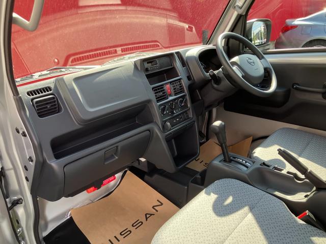 クリッパートラック DX エアコン・パワステ・パワーウインドウ・オートマチック・4WD・オートライト・キーレス(14枚目)